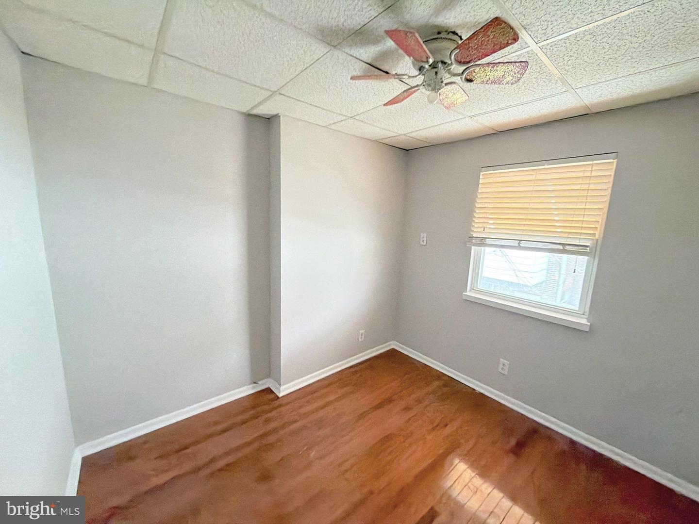 2542 S Sartain St Property Photo 8