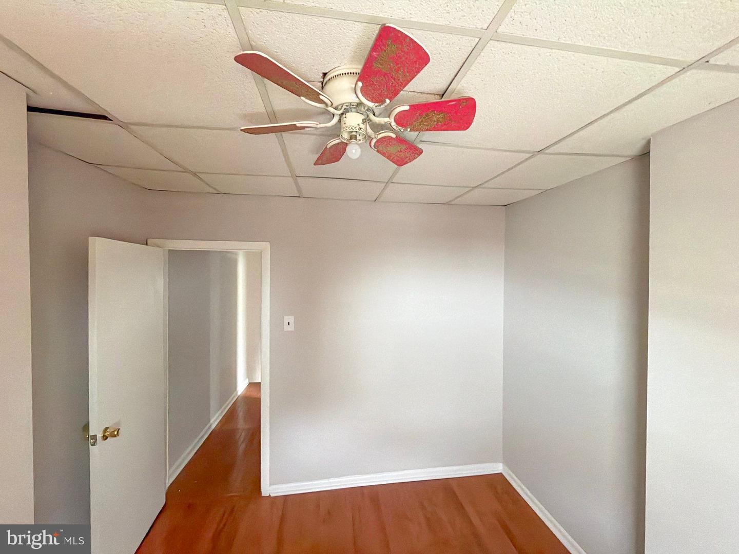 2542 S Sartain St Property Photo 9