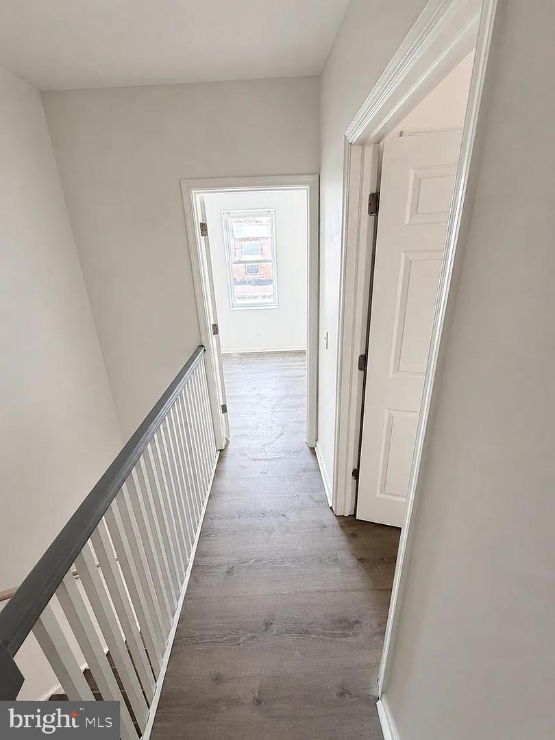 125 N Wilton St Property Photo 8