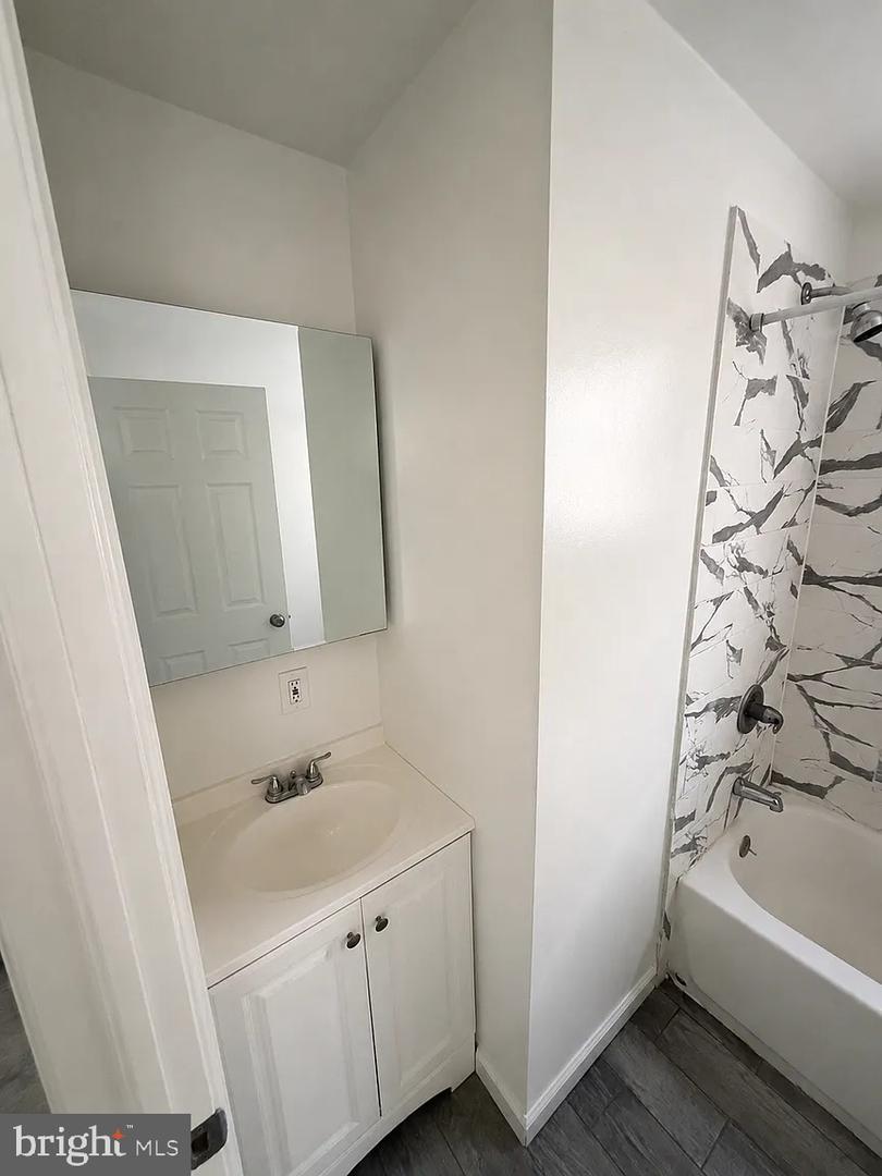 125 N Wilton St Property Photo 20