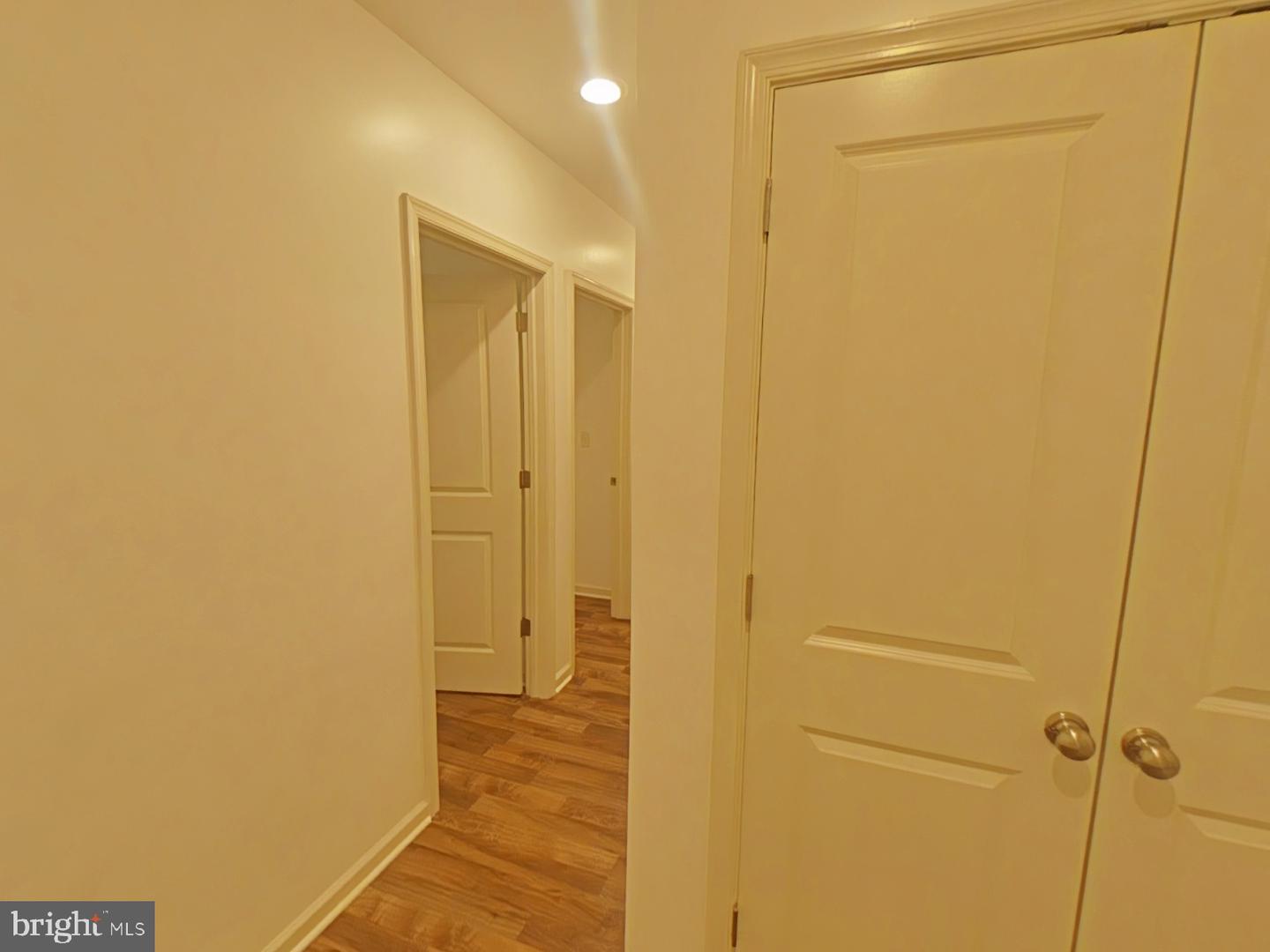 5261 Ridge Ave #201 Property Photo 2