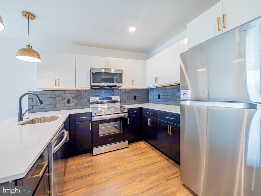6515 RIDGE AVE #314 Property Photo 1