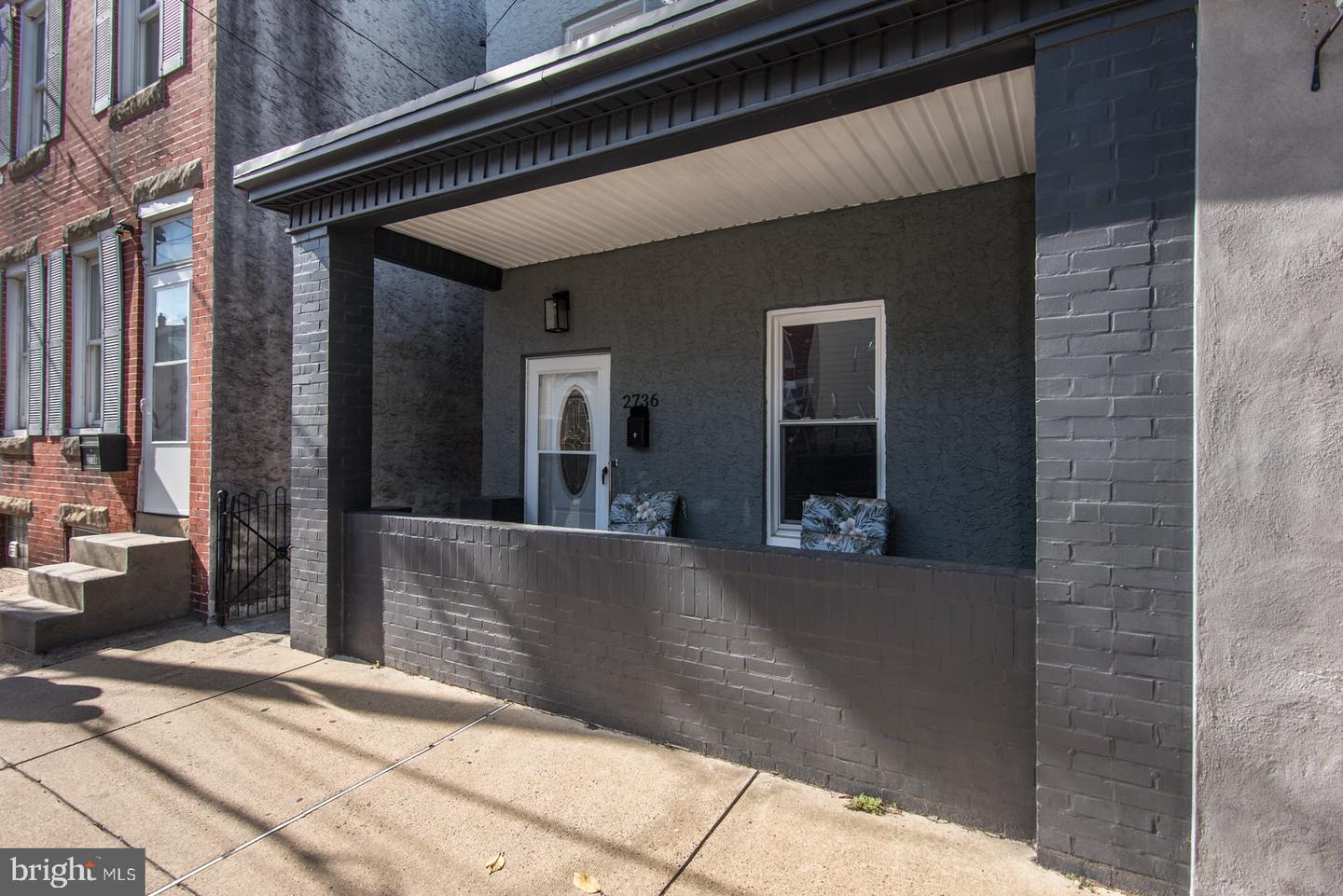 2736 ASH ST Property Photo 1