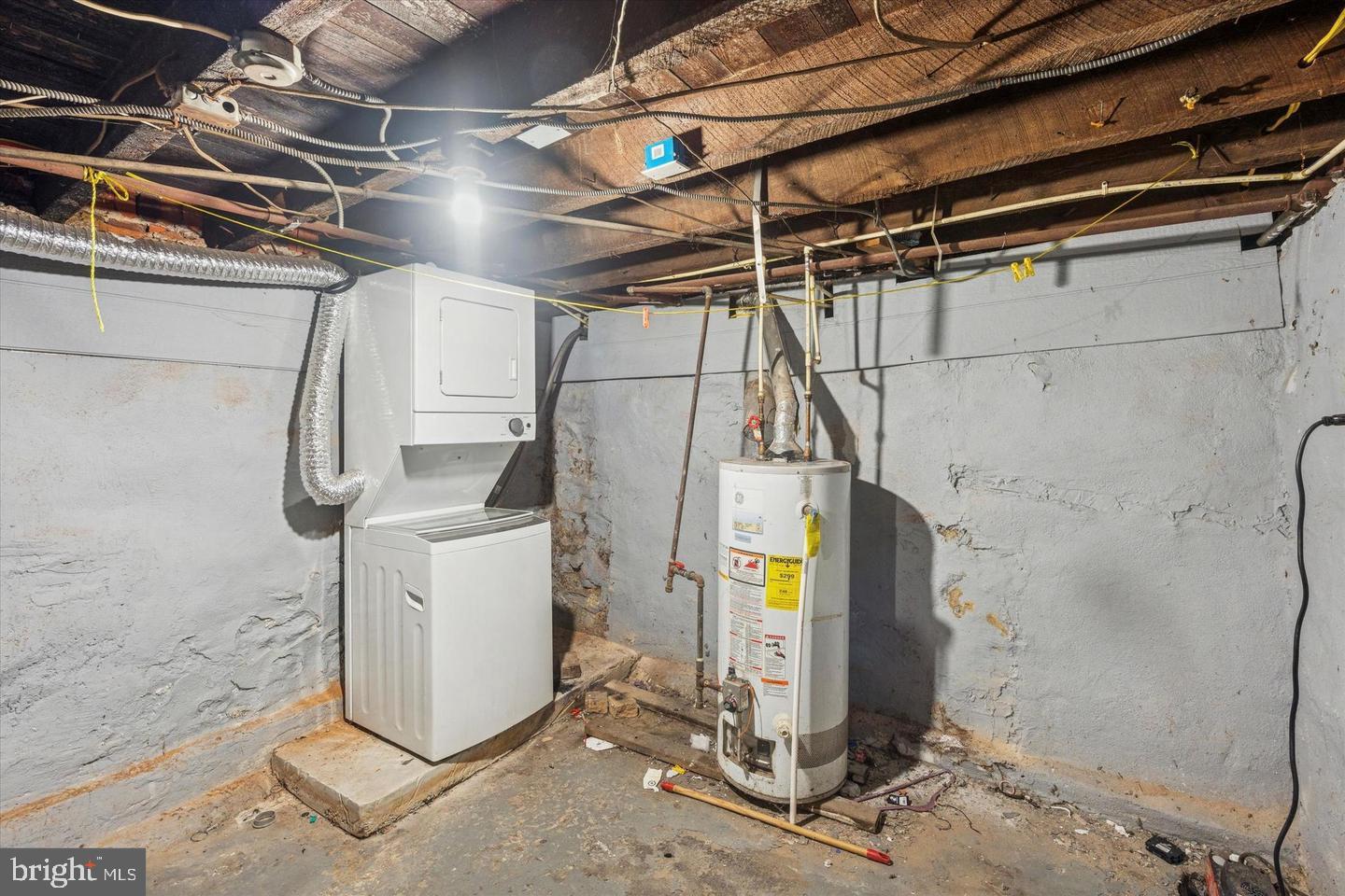 1825 E Harold St Property Photo 30
