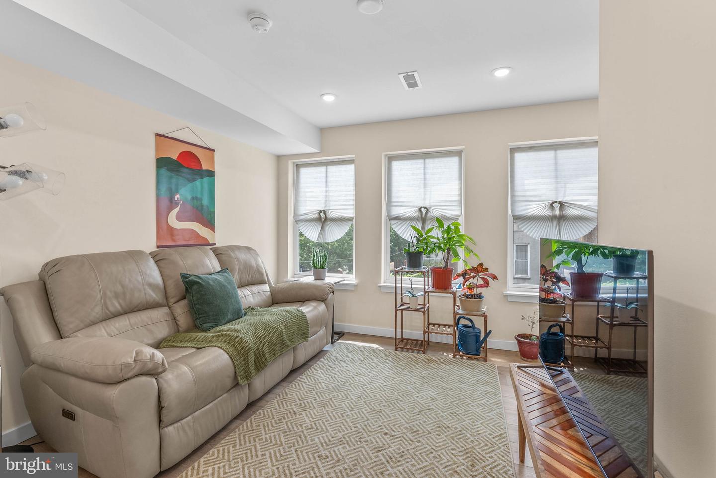 1739 S 5th St #unit 2 Property Photo 9