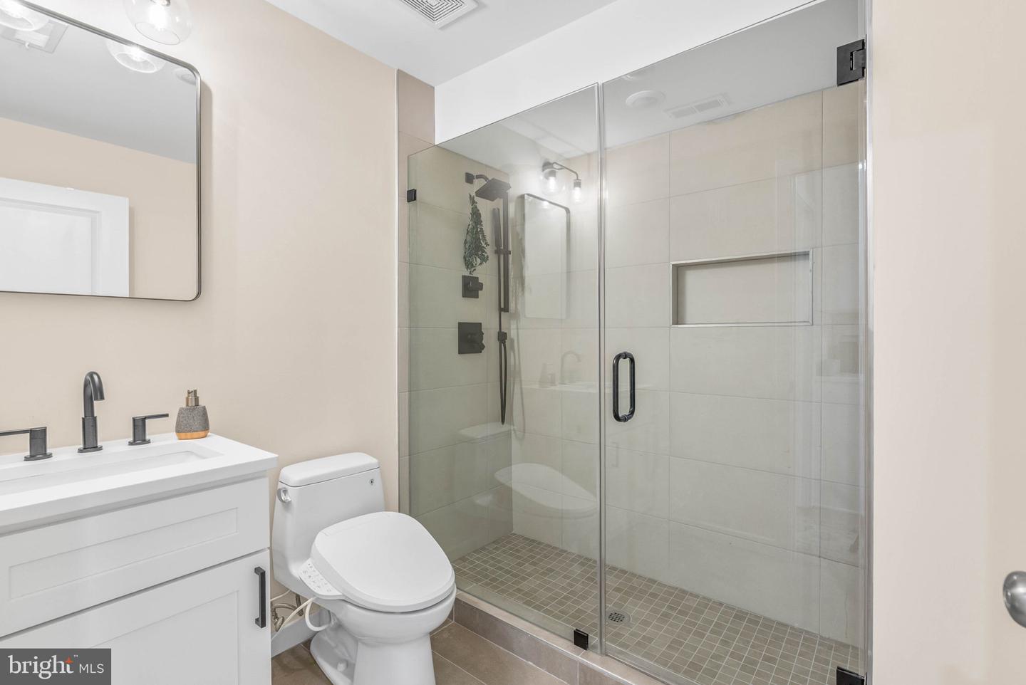1739 S 5th St #unit 2 Property Photo 18