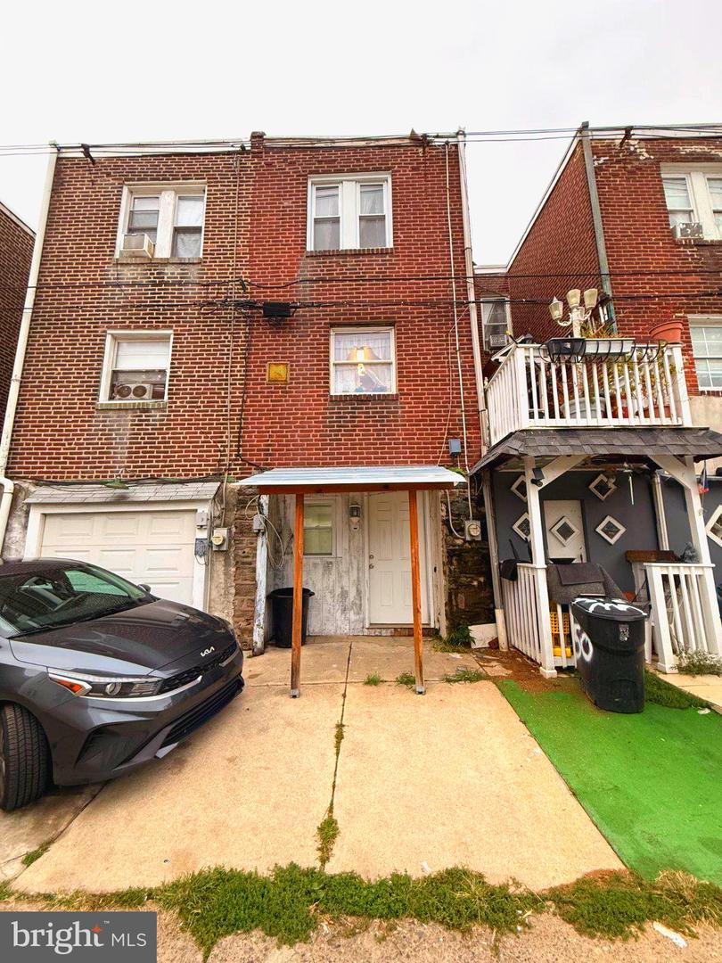 5017 Rorer St Property Photo 3
