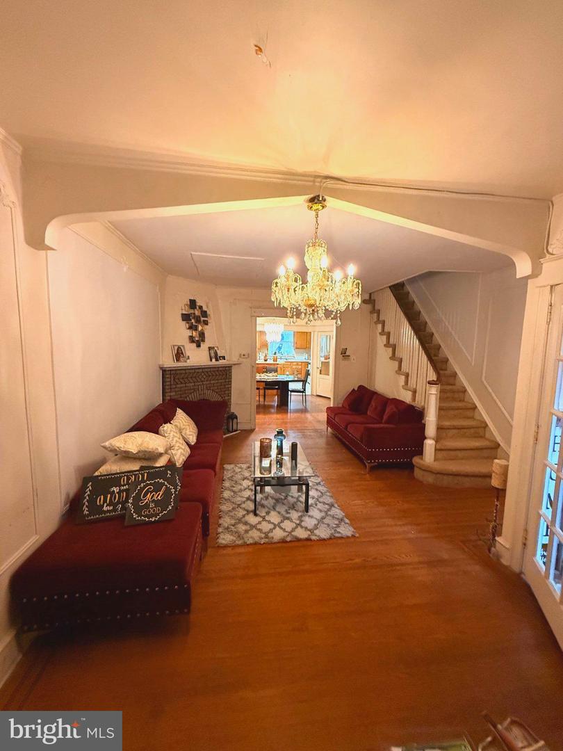 5017 Rorer St Property Photo 4