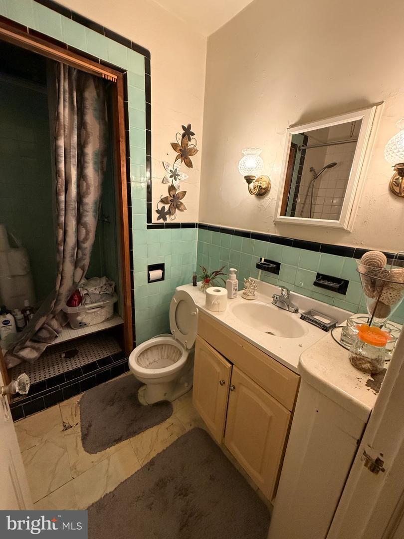 5017 Rorer St Property Photo 14