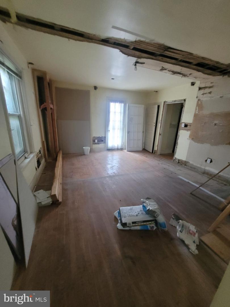 5430 Greene St Property Photo 28