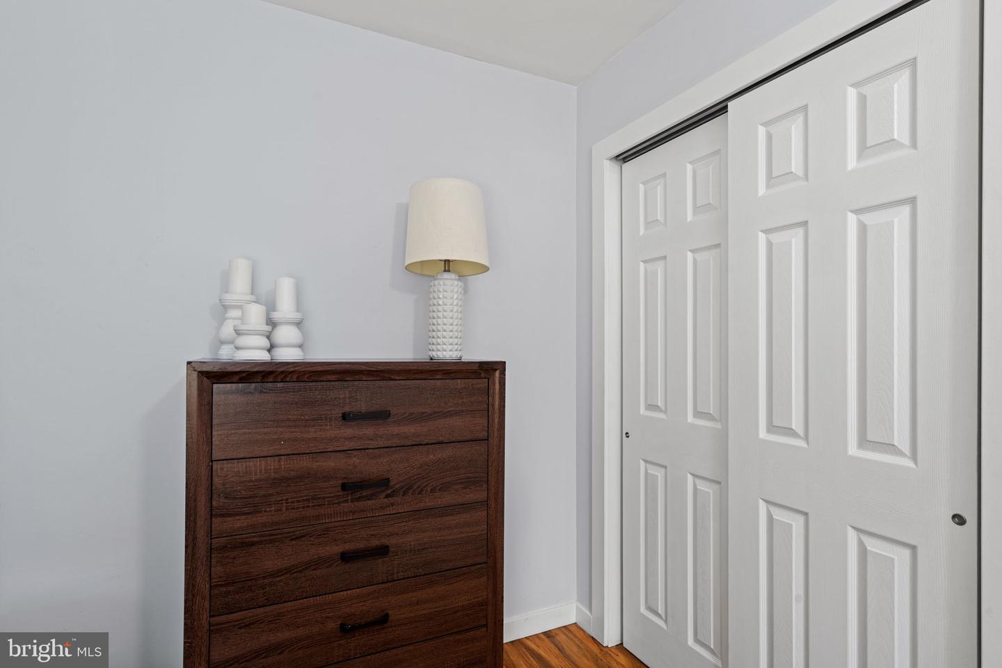 566 Martin St Property Photo 21