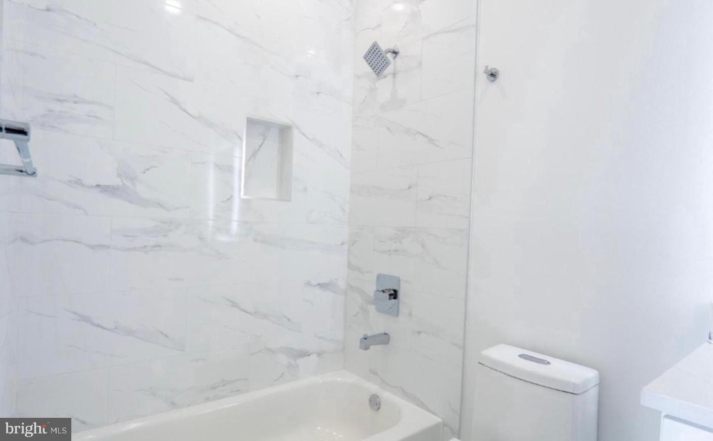 3861 Fairmount Ave Property Photo 12
