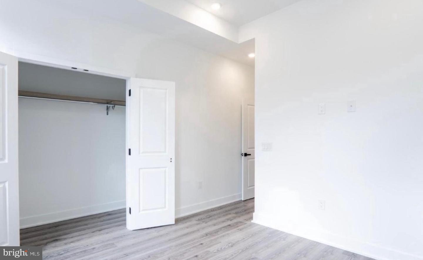 3861 Fairmount Ave Property Photo 15