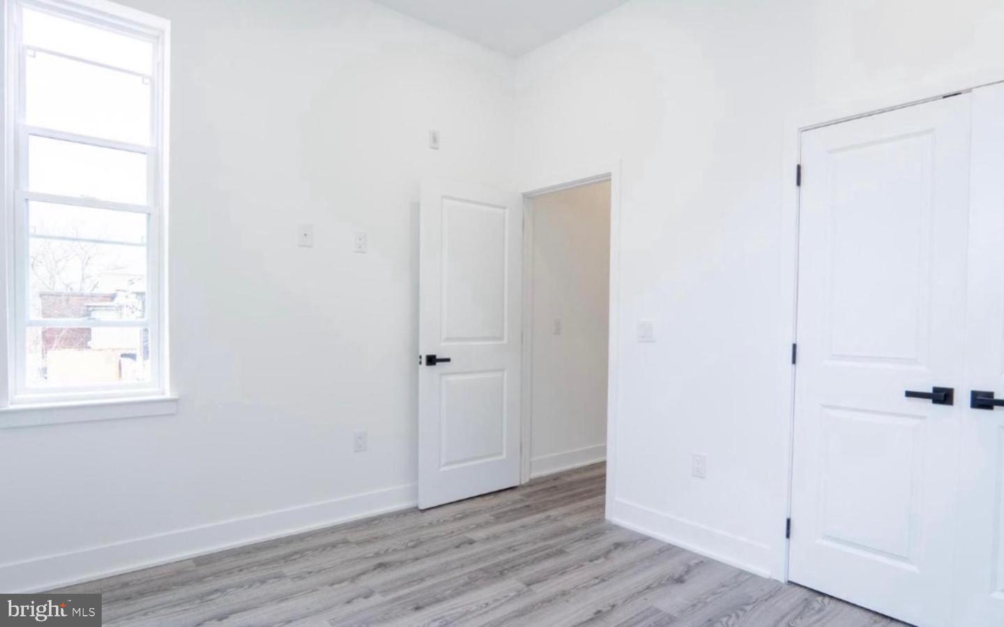 3861 Fairmount Ave Property Photo 18