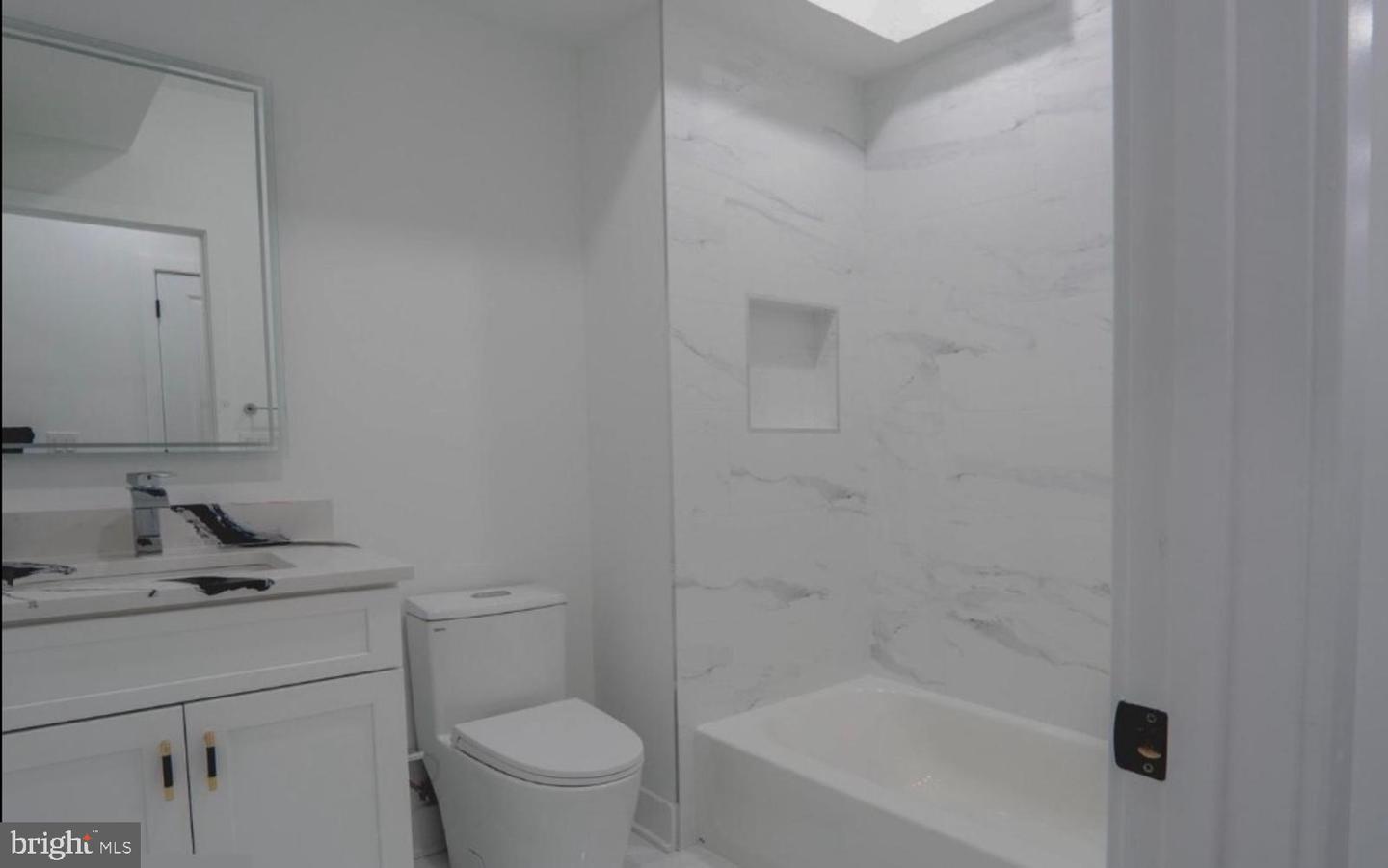 3861 Fairmount Ave Property Photo 20