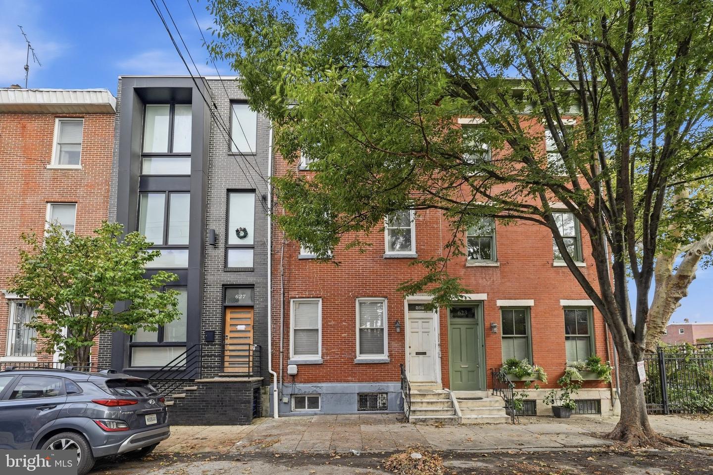 625 Catharine St #1 Rear Property Photo 16