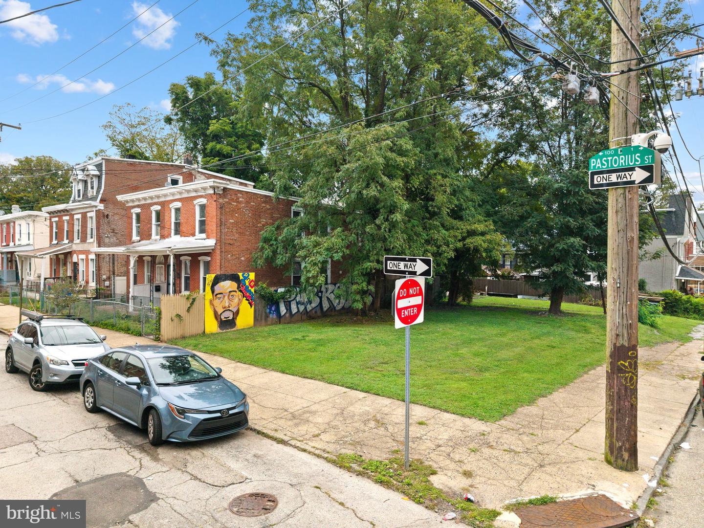 104 E Pastorius St Property Photo 38