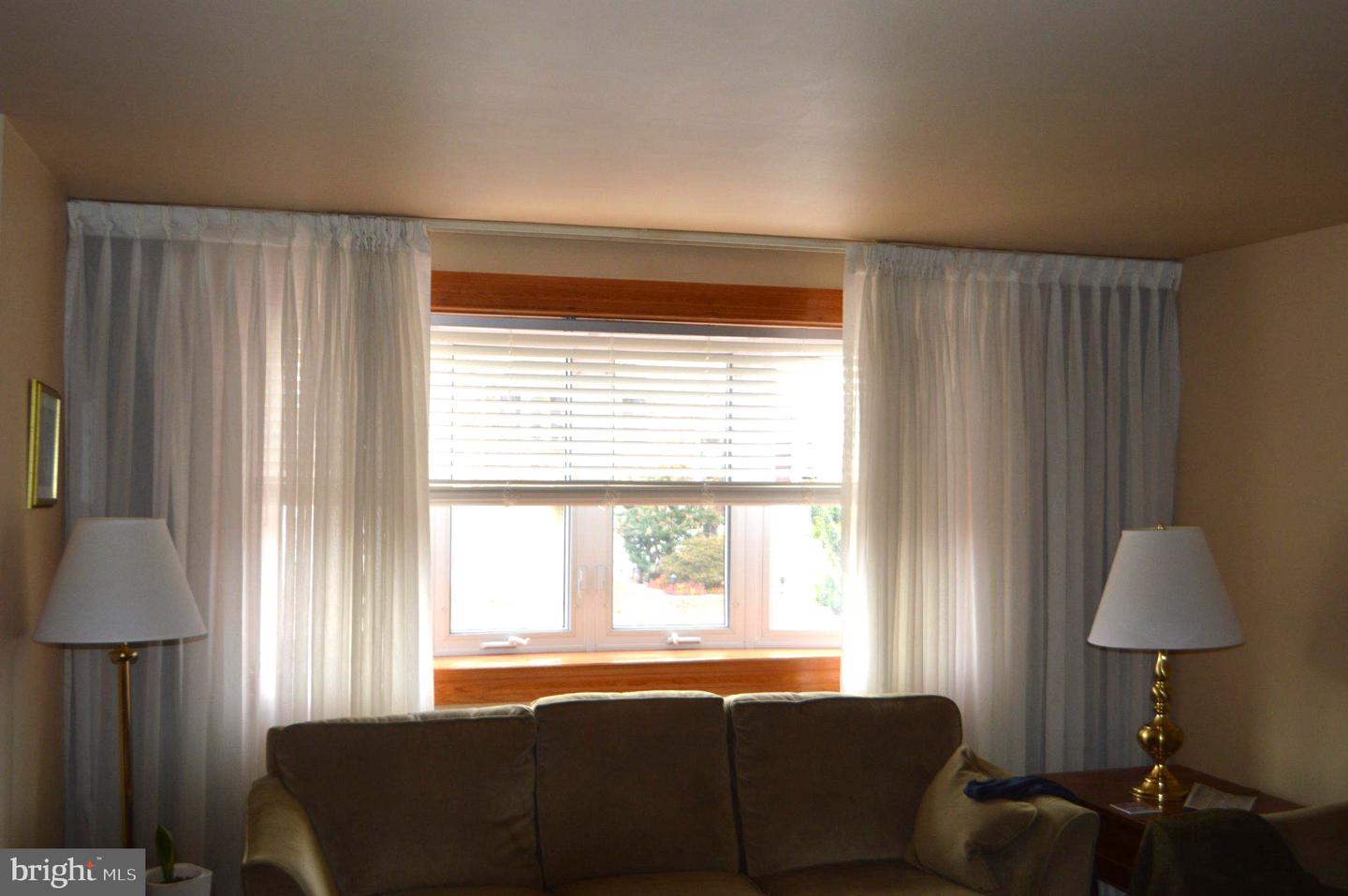 10773 Helmer Dr Property Photo 5