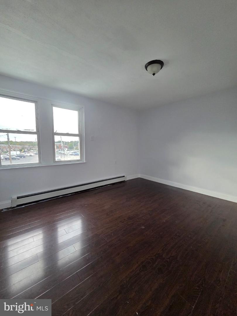 5257 Howland St Property Photo 11