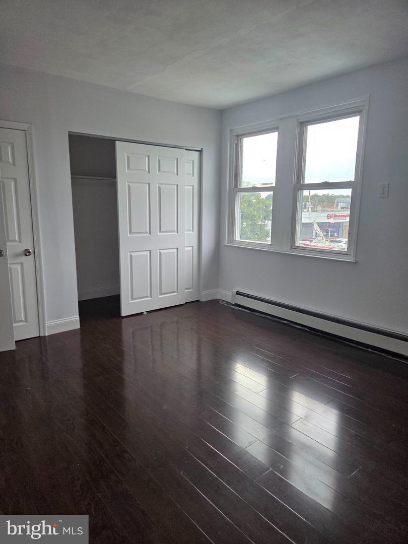 5257 Howland St Property Photo 12