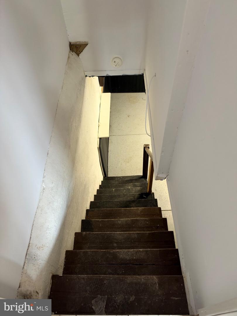 5257 Howland St Property Photo 15