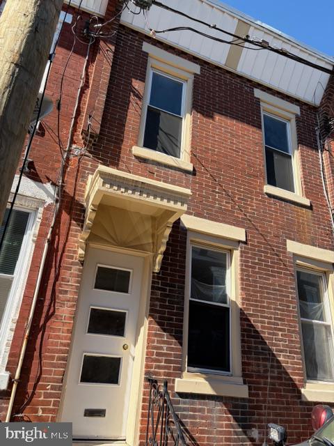 2230 S REESE ST Property Photo 1