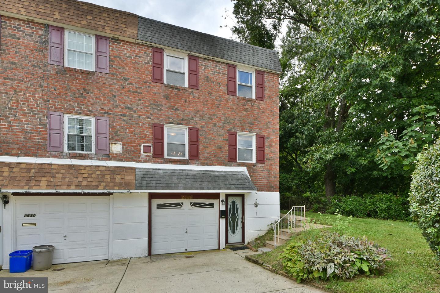 2628 Maxwell St Property Photo 4