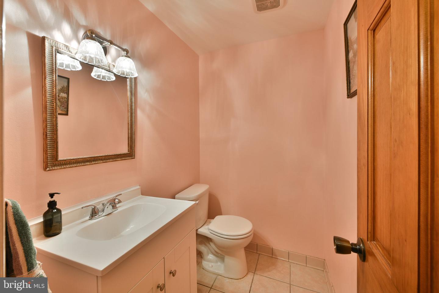 2628 Maxwell St Property Photo 17