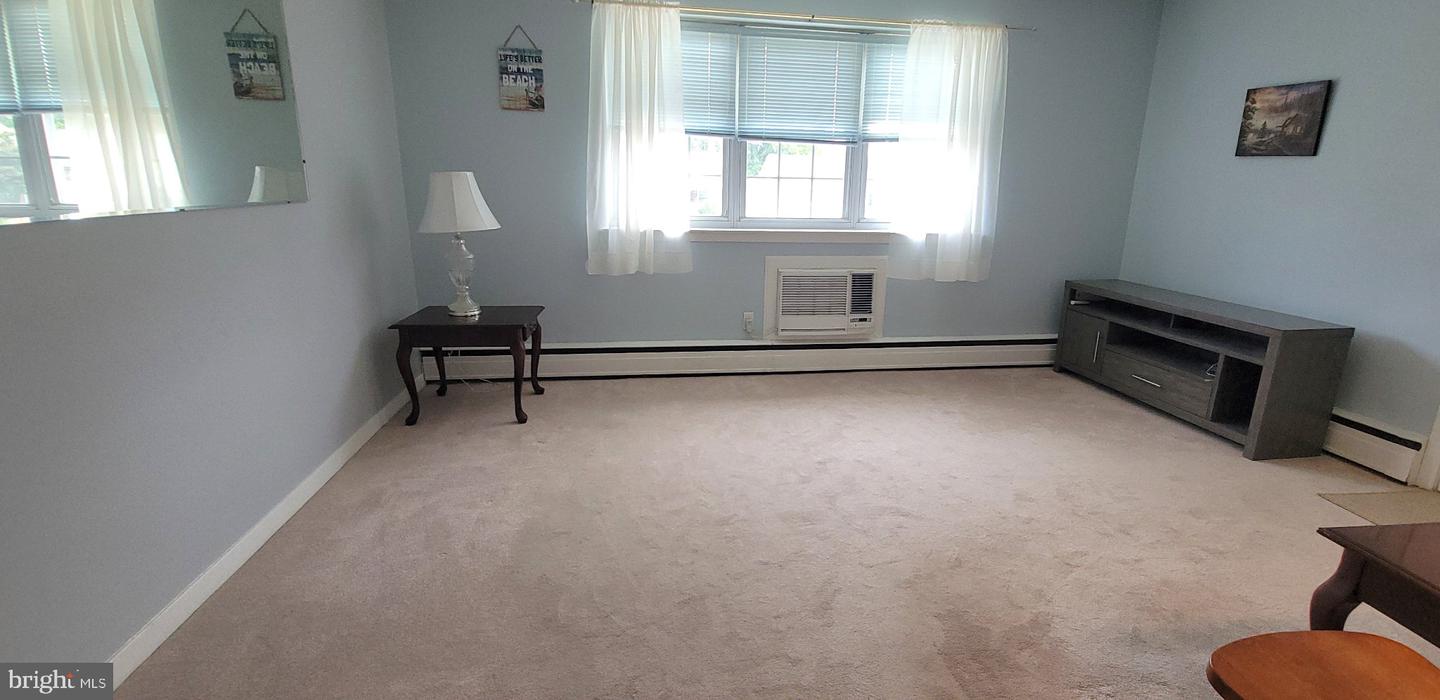 1016 Napfle Ave Property Photo 3
