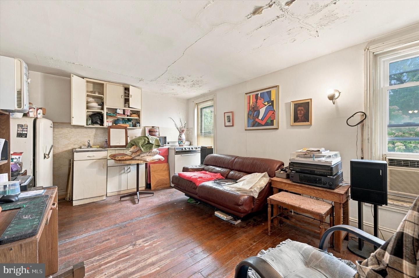 5234 Morris St Property Photo 5