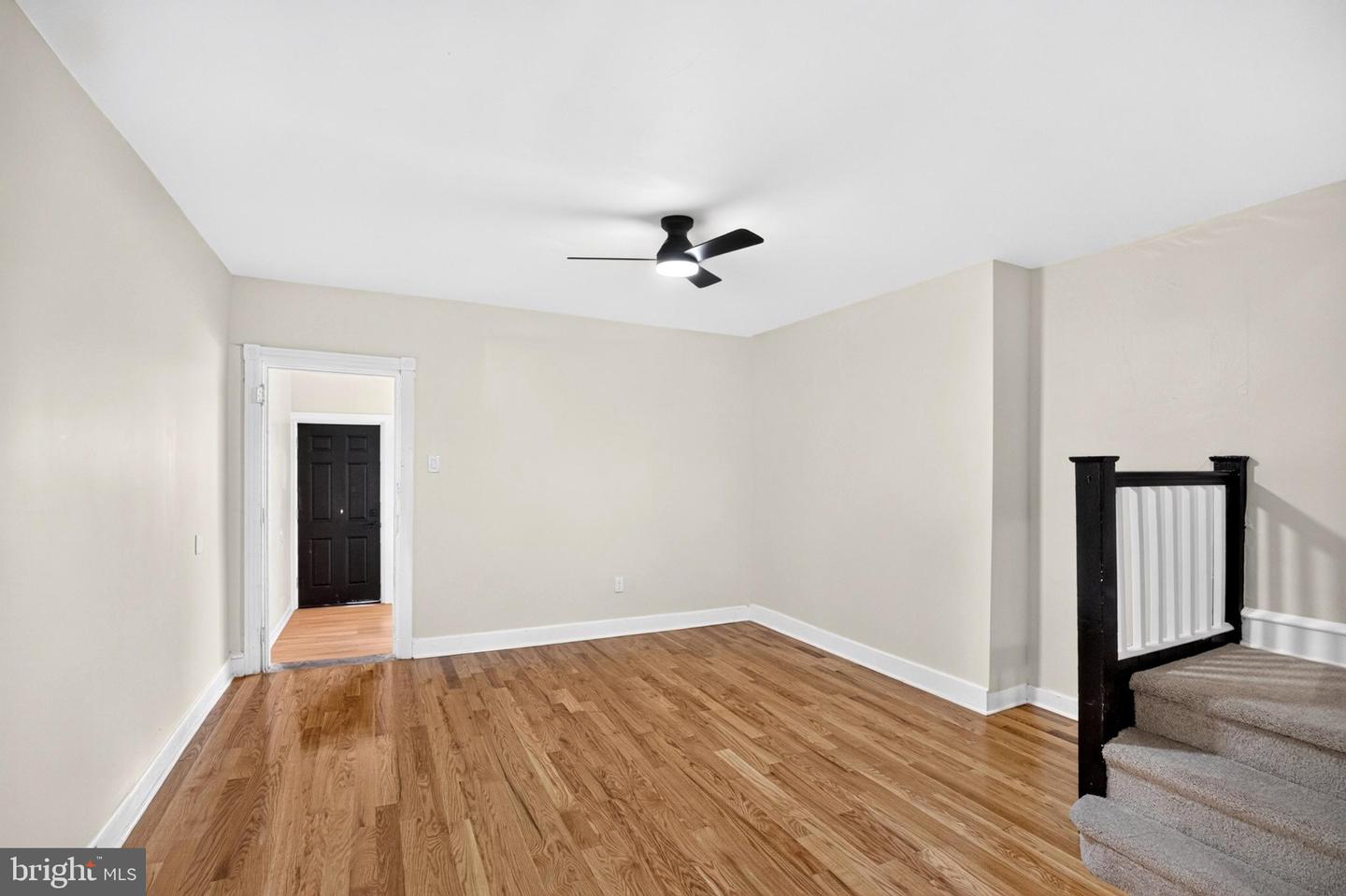 6014 N Lambert St Property Photo 11