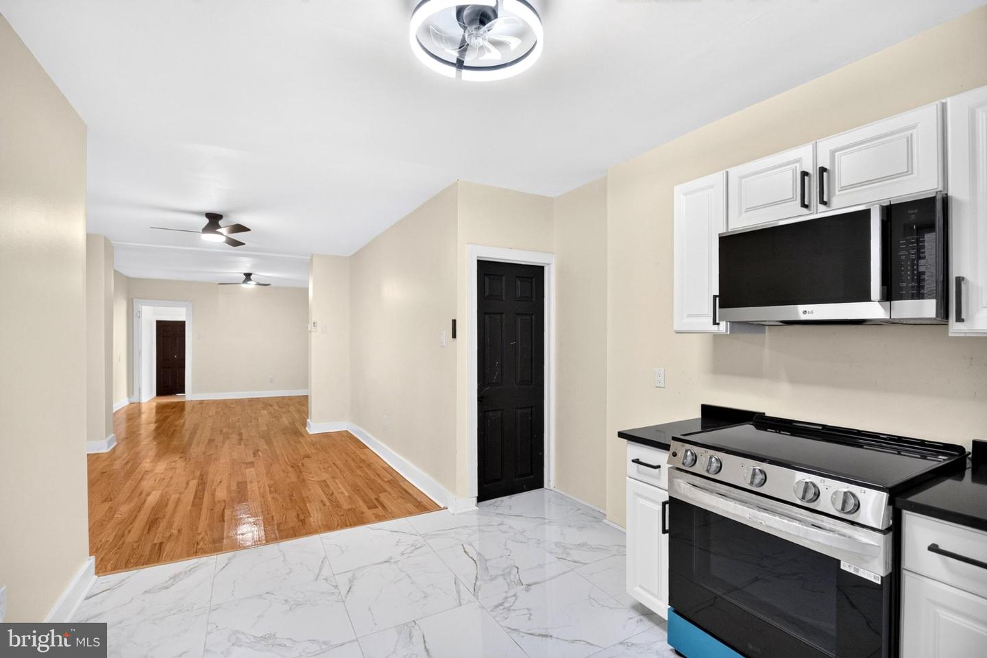 6014 N Lambert St Property Photo 19