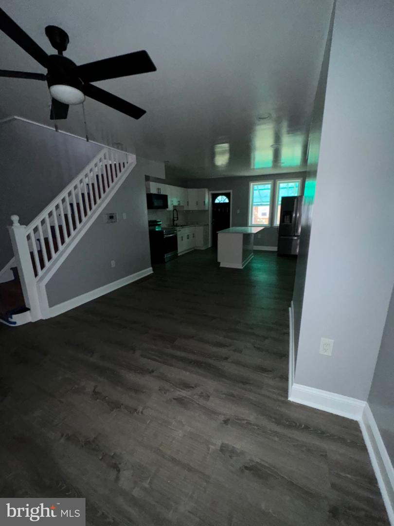 2602 S Holbrook St Property Photo 7