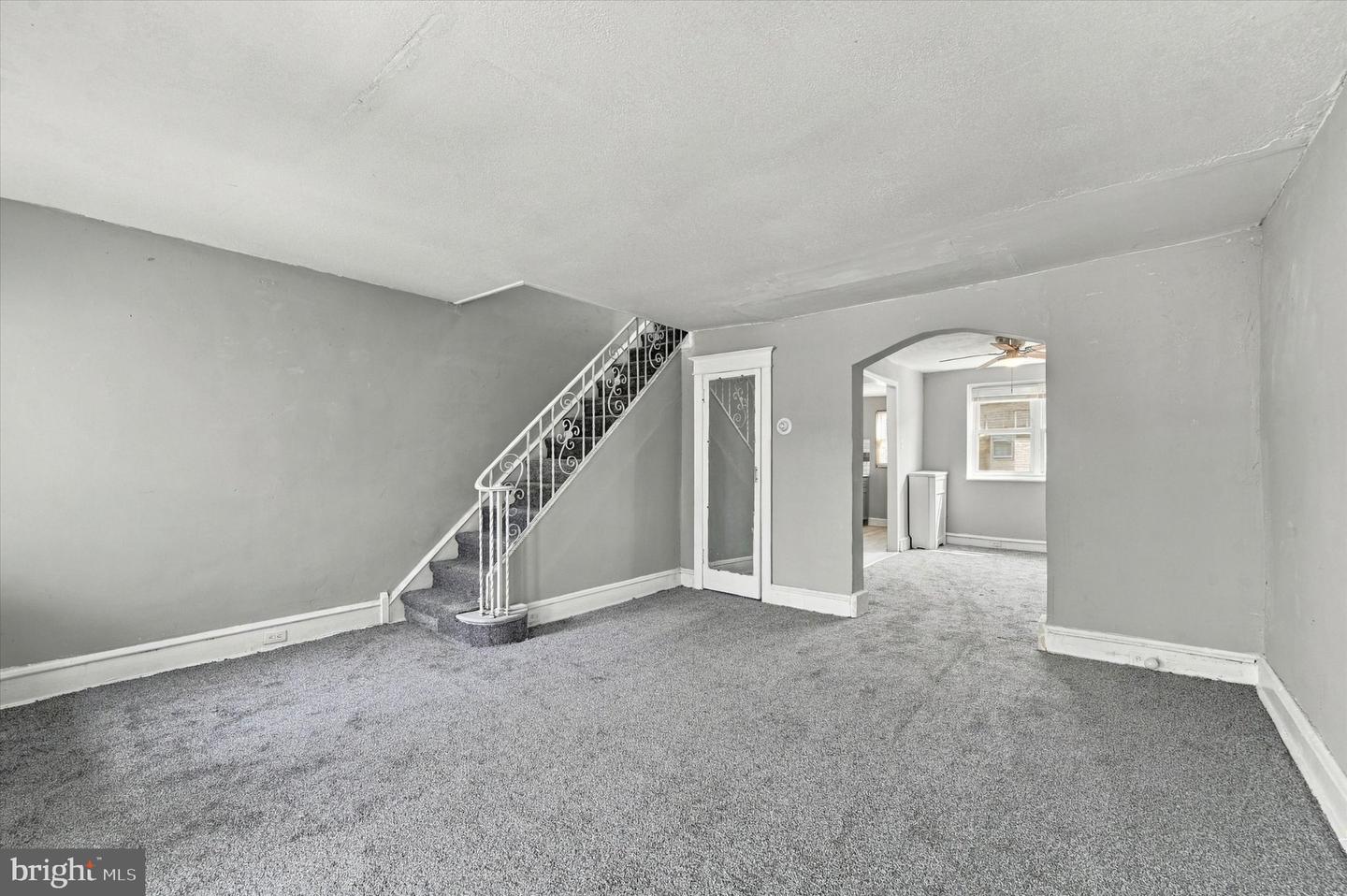 6710 Guyer Ave Property Photo 6