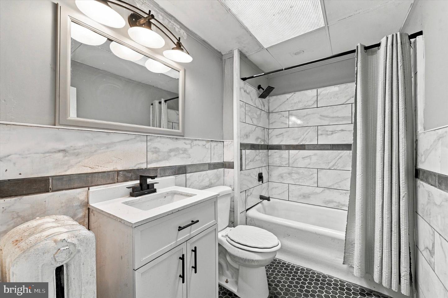 6710 Guyer Ave Property Photo 14