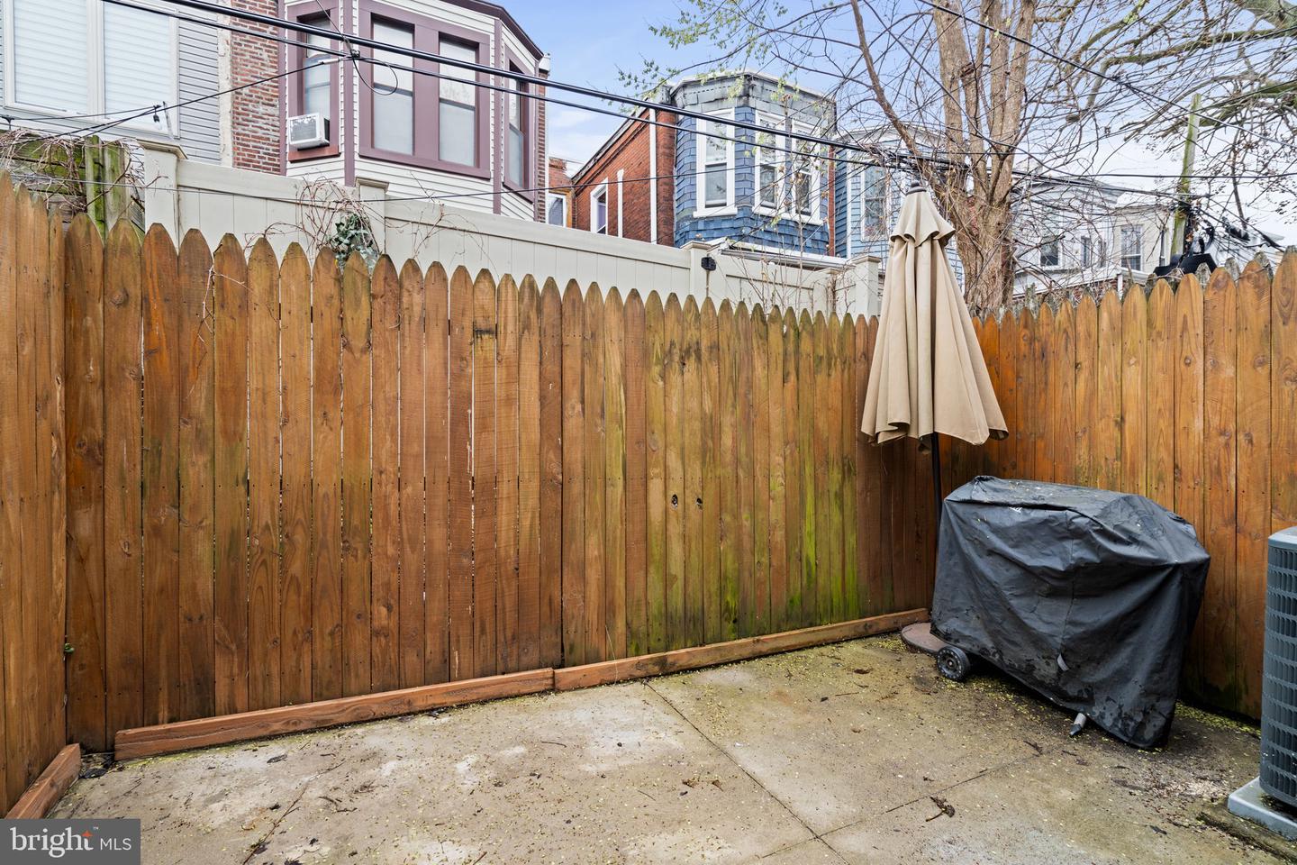 1331 N Newkirk St Property Photo 16