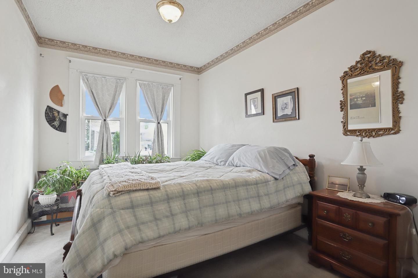 7922 Frontenac St Property Photo 15