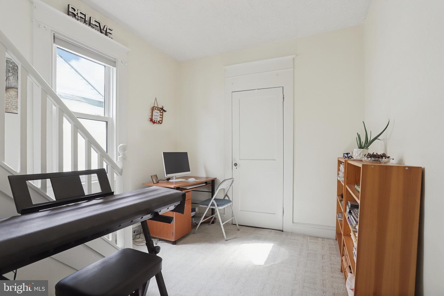 7922 Frontenac St Property Photo 18