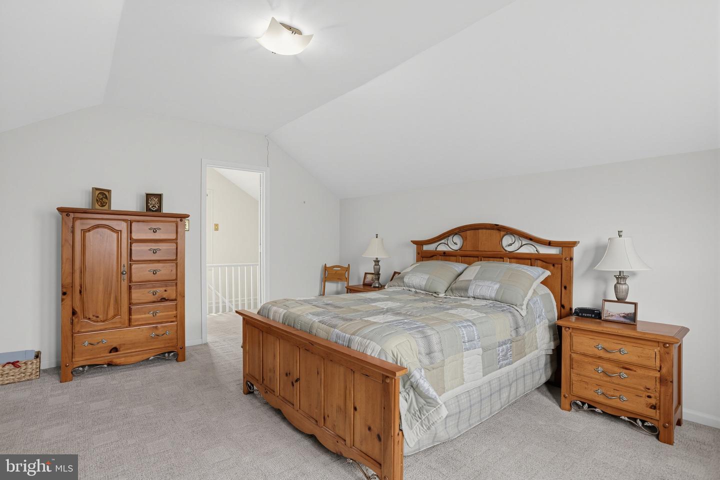 7922 Frontenac St Property Photo 22