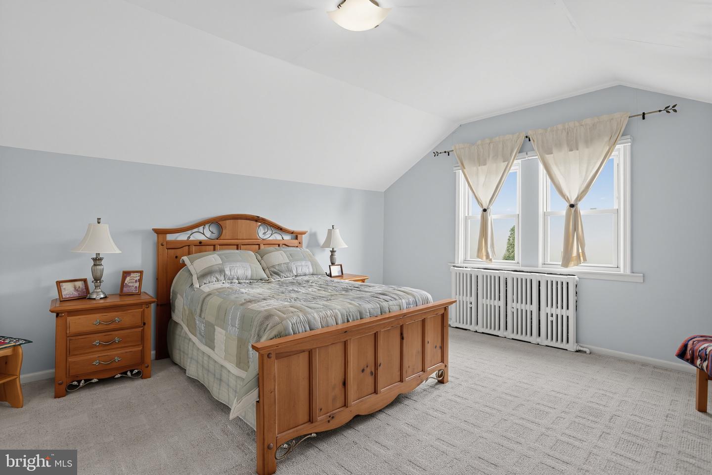 7922 Frontenac St Property Photo 24