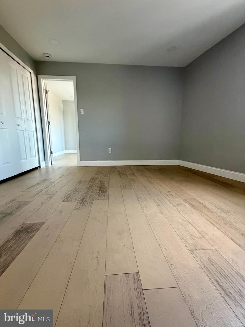 2626 S Watts St #unit 3 Property Photo 4