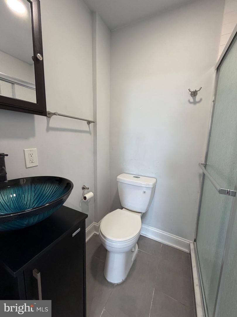 2626 S Watts St #unit 3 Property Photo 5