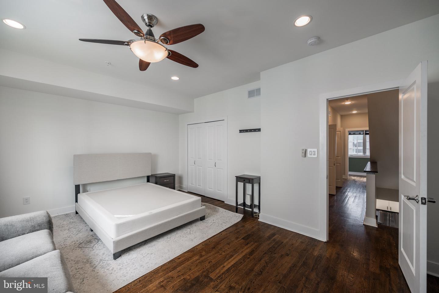 919 N Front St #unit G Property Photo 20