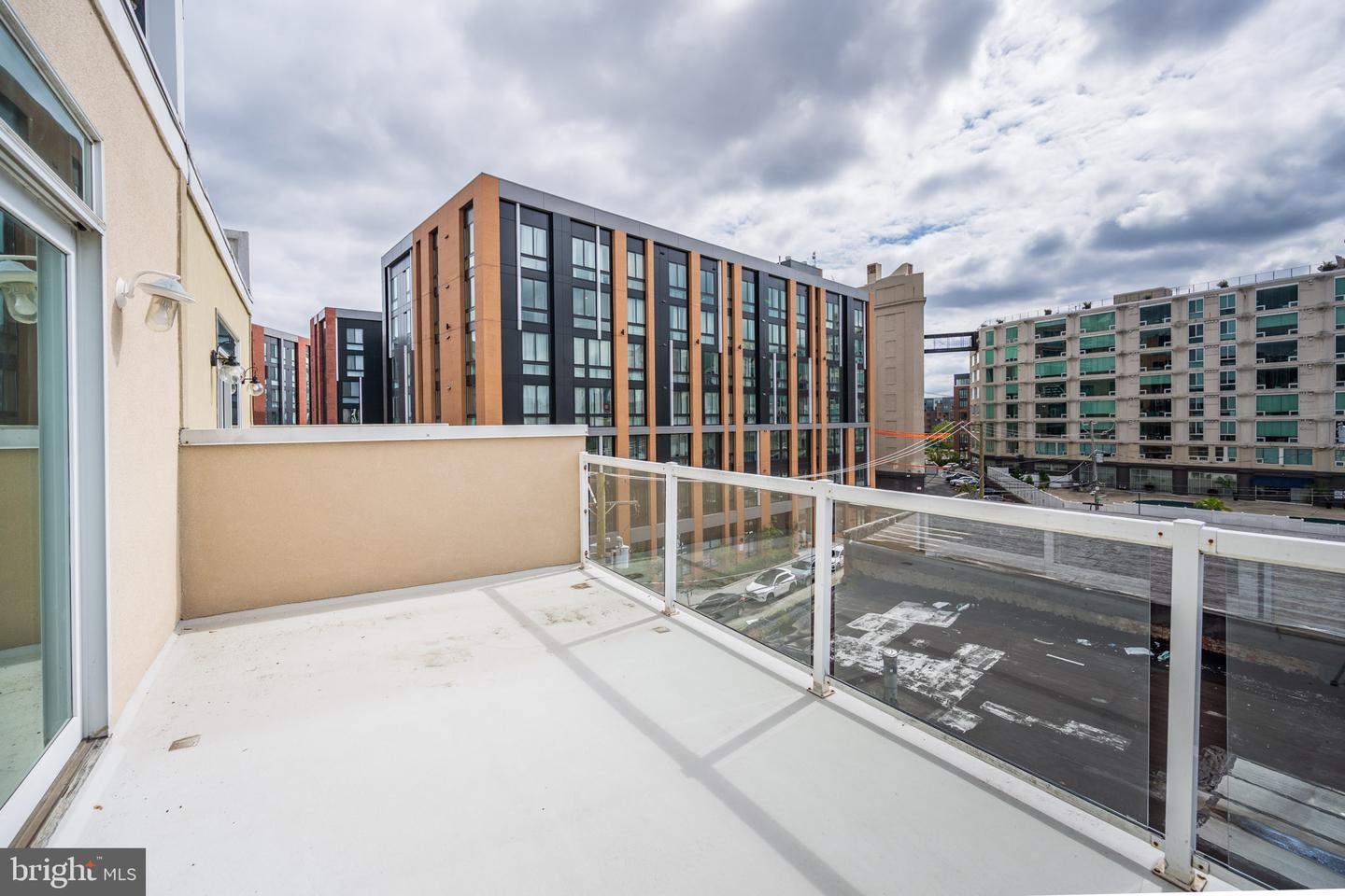 919 N Front St #unit G Property Photo 40