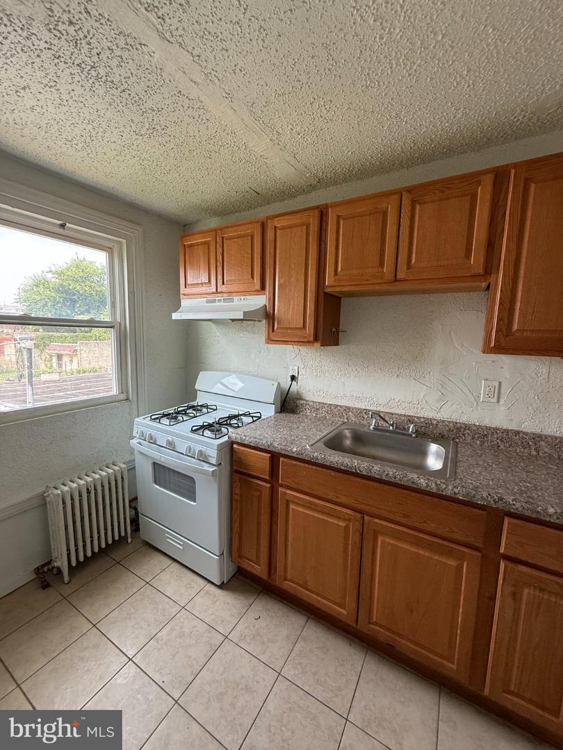 6107 Noble St #2 Property Photo 11