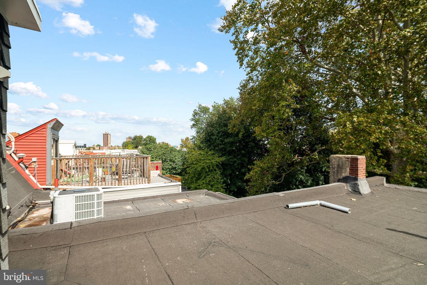 251 S Melville St #3f Property Photo 20