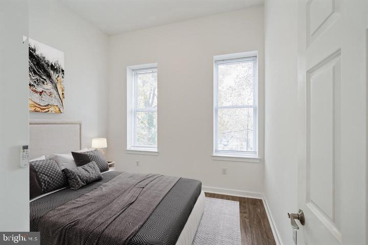405 S 42nd St #1m Property Photo 3