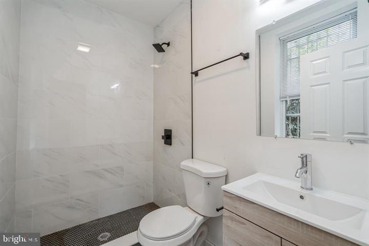 405 S 42nd St #1m Property Photo 17