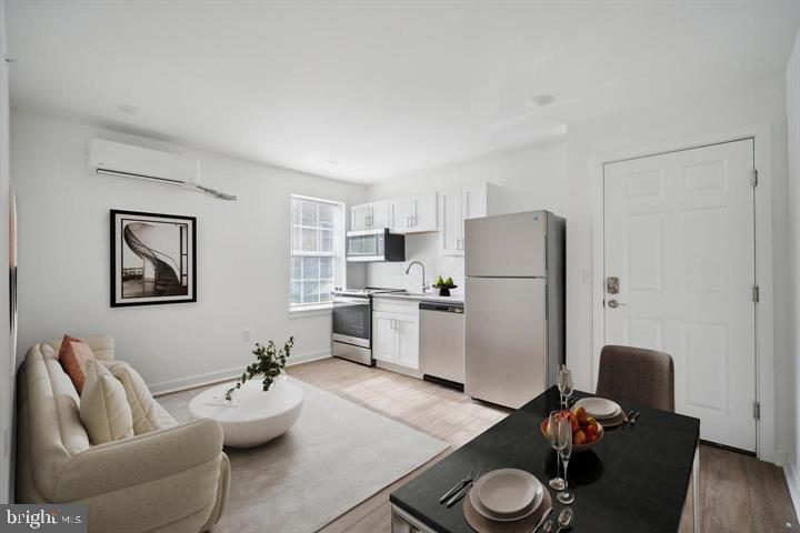 405 S 42nd St #1m Property Photo 34