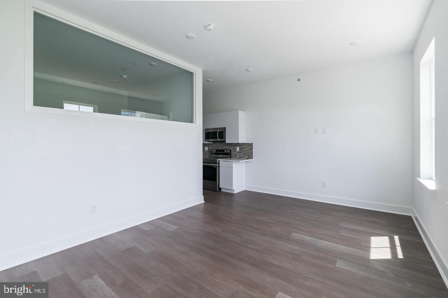 813 N Broad St #unit 416 Property Photo 11